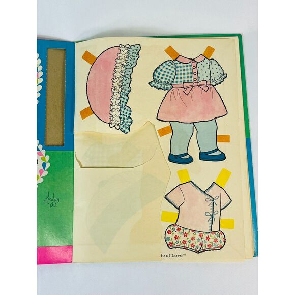 Vtg 1969 Bundle of Love Paper Doll Set Uneeda Doll Girl Baby Whitman Book - Picture 9 of 11